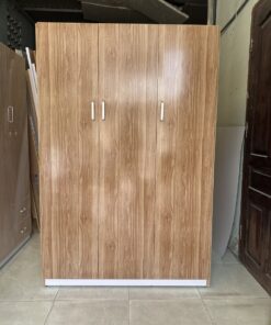 TỦ ÁO 3 CÁNH NHỰA ĐÀI LOAN TGR74C3