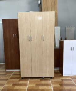 TỦ ÁO 3 CÁNH NHỰA ĐÀI LOAN TGR42