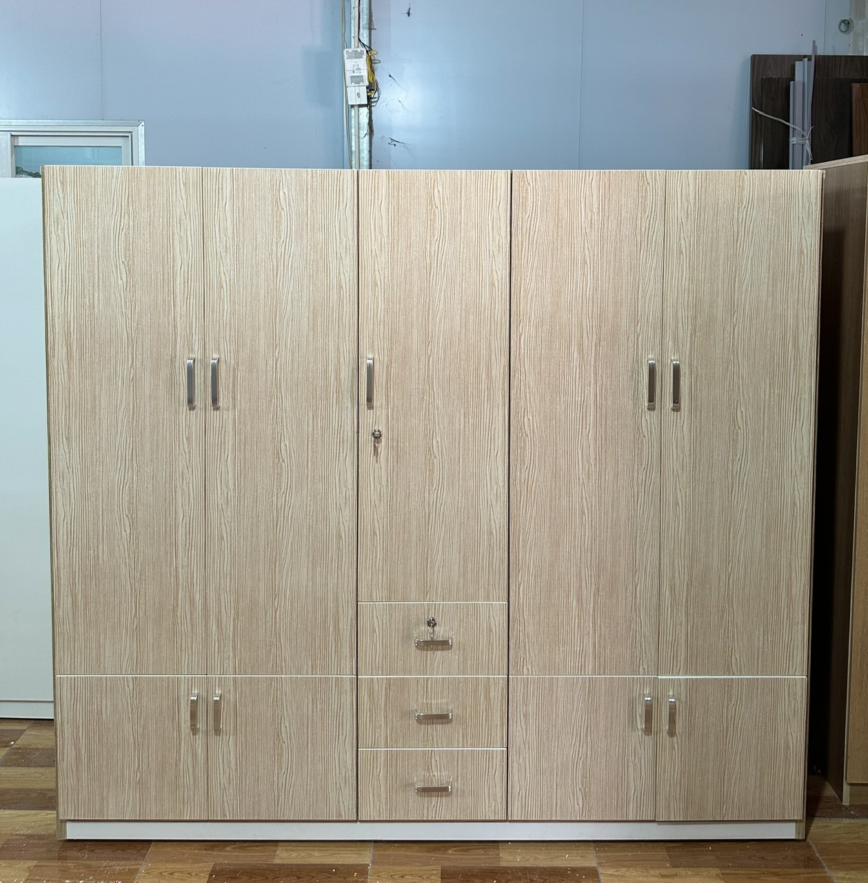 TỦ ÁO 5 CÁNH NHỰA ĐÀI LOAN TGR344