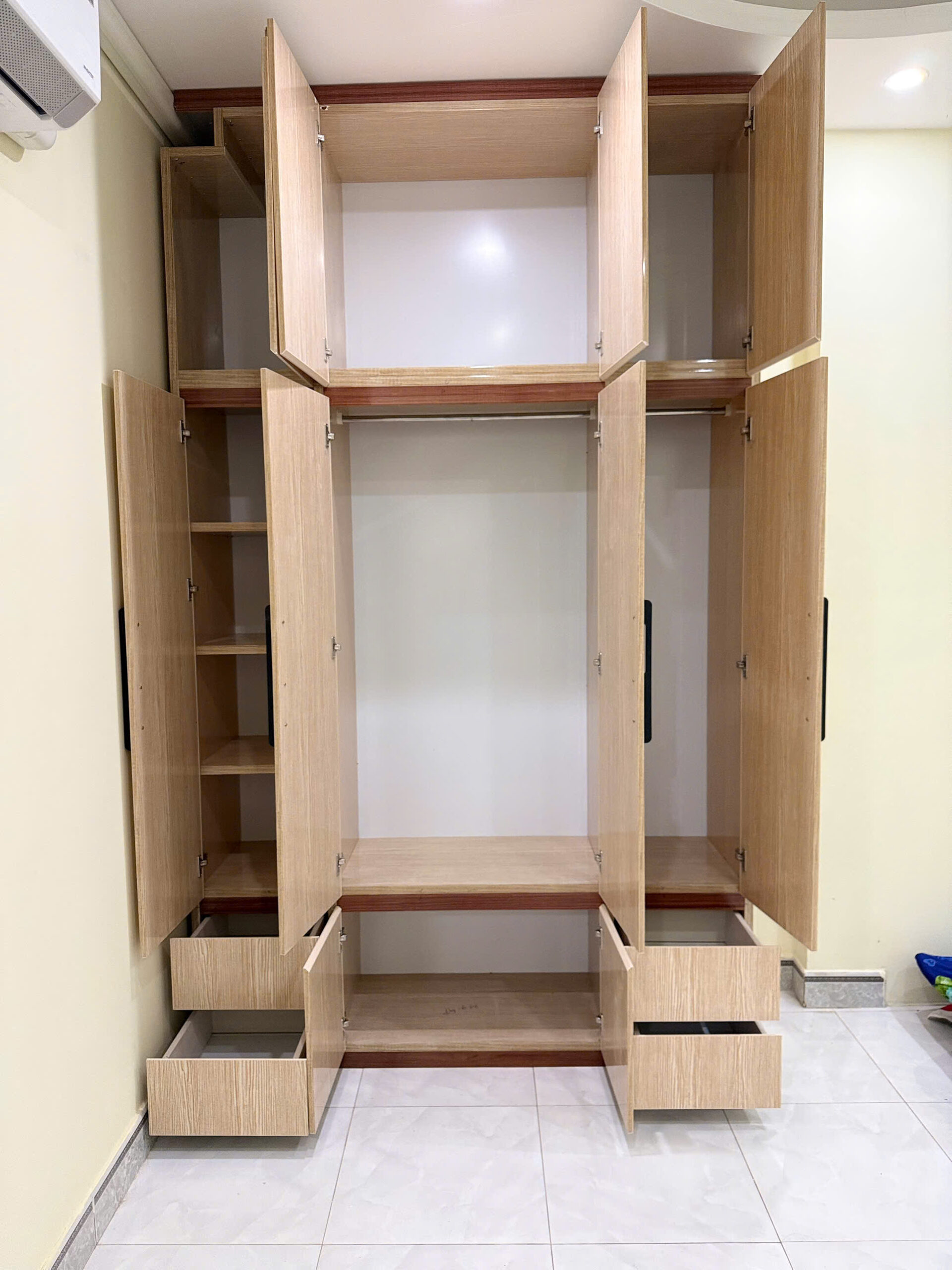 TỦ ÁO 4 CÁNH FULL TRẦN NHỰA ĐÀI LOAN TGR346 - Ảnh 2